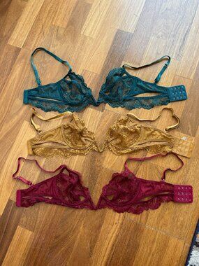 Thistle and Spire Kane V-wire Bra Chameleon Green